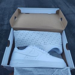 White AF1 10.5