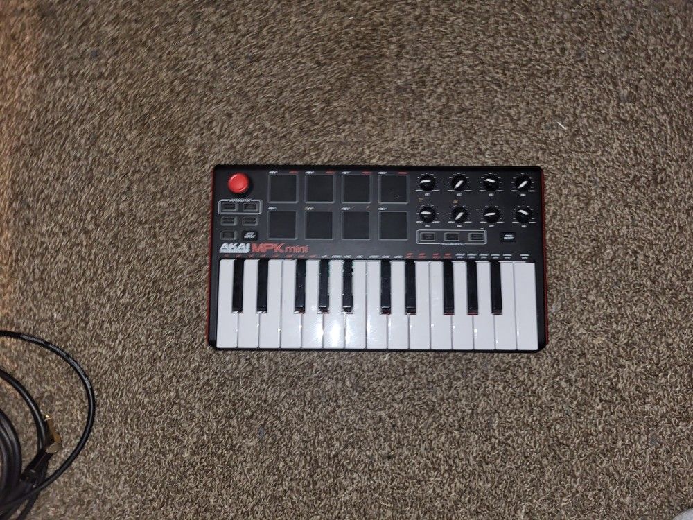 Akai Mpk MIDI controller