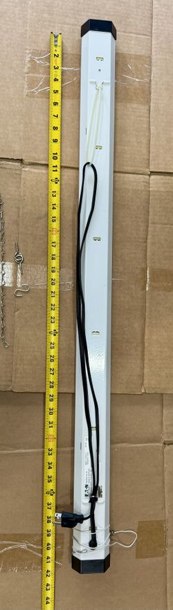 Eaton Lighting 4SHP4540R Garage Shop Light