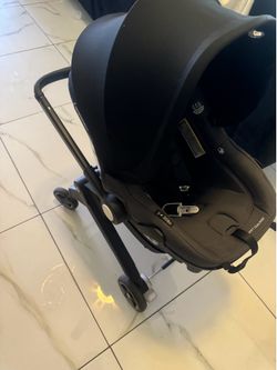 Evenflo Shyft Dual Ride car seat/stroller &base