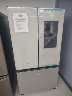 $2600 Samsung Bespoke 3-Door French Door Refrigerator