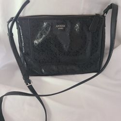 Vintage Handbag | Guess 1981 Cross Body Bag | Black "G's" | Zipper Closure Shoulder Strap