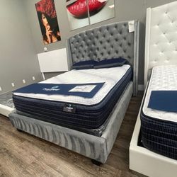 BED FRAME QUEEN SIZE BEAUTIFUL(ONLY THE BED) 💖HOT 🔥SALE 