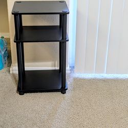 3-tier wooden end table / night stand