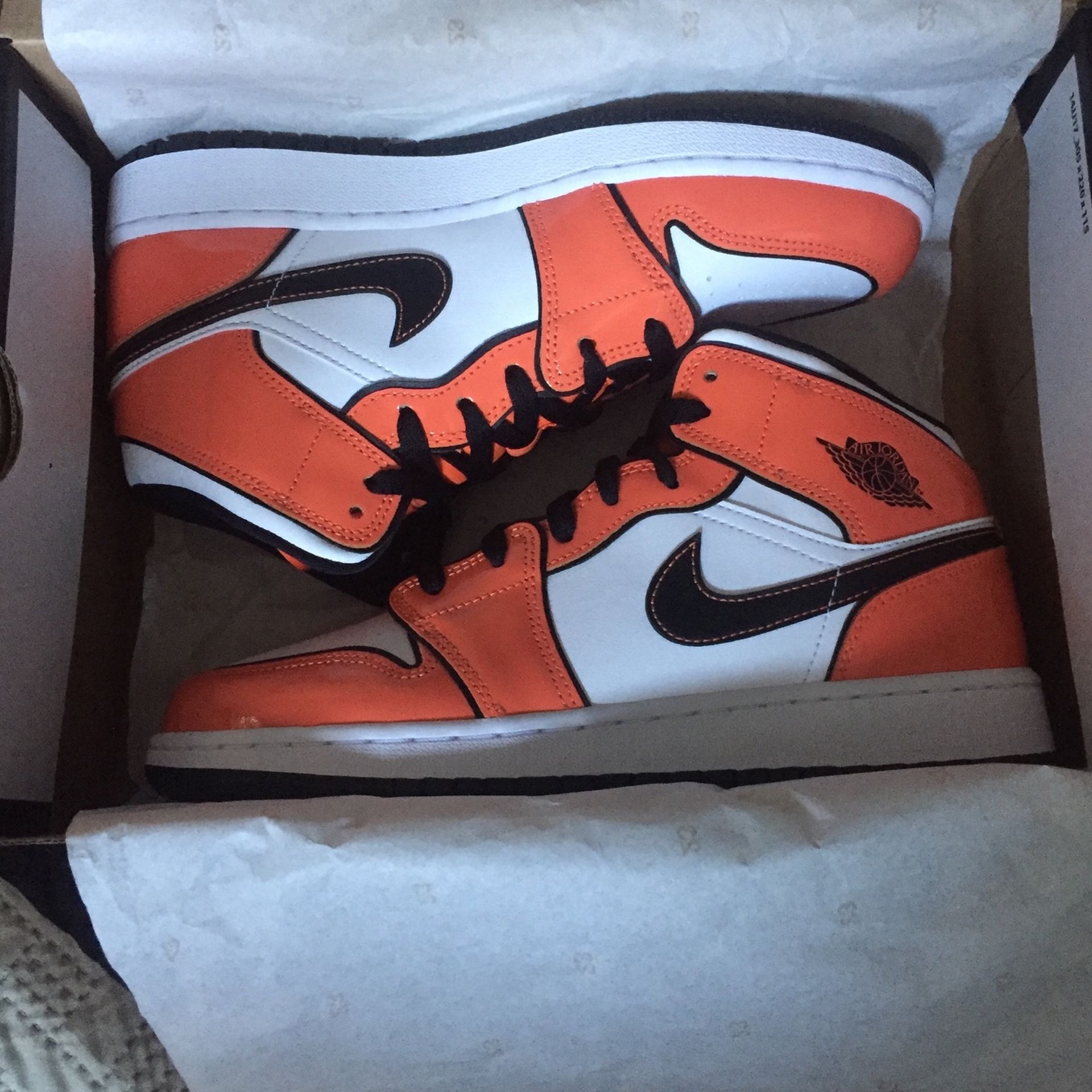 Jordan 1 Orange Turf
