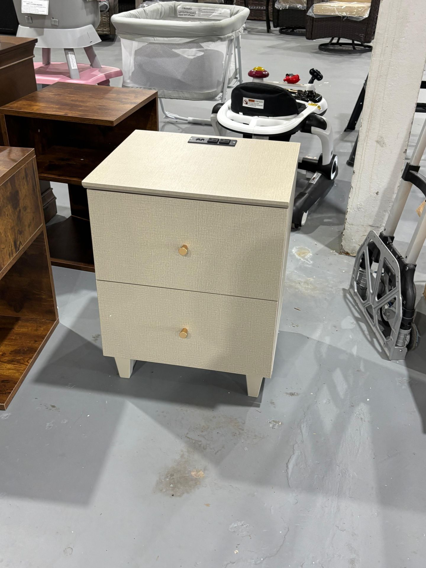 M-Bedside Table with Charging Station, 2 Drawers, 2 AC Outlets and 2 USB Ports, Nightstand for Bedroom, Modern Mid-Century End Table with USB Hub for 