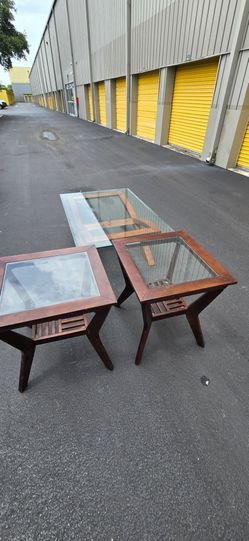 3-Piece Living Room Table Set (Wood & Glass) – Great Condition!