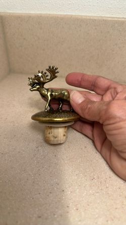 Caribou crossing Canadian whiskey topper / solid brass