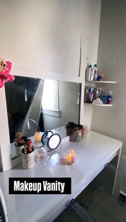 Vanity Desk