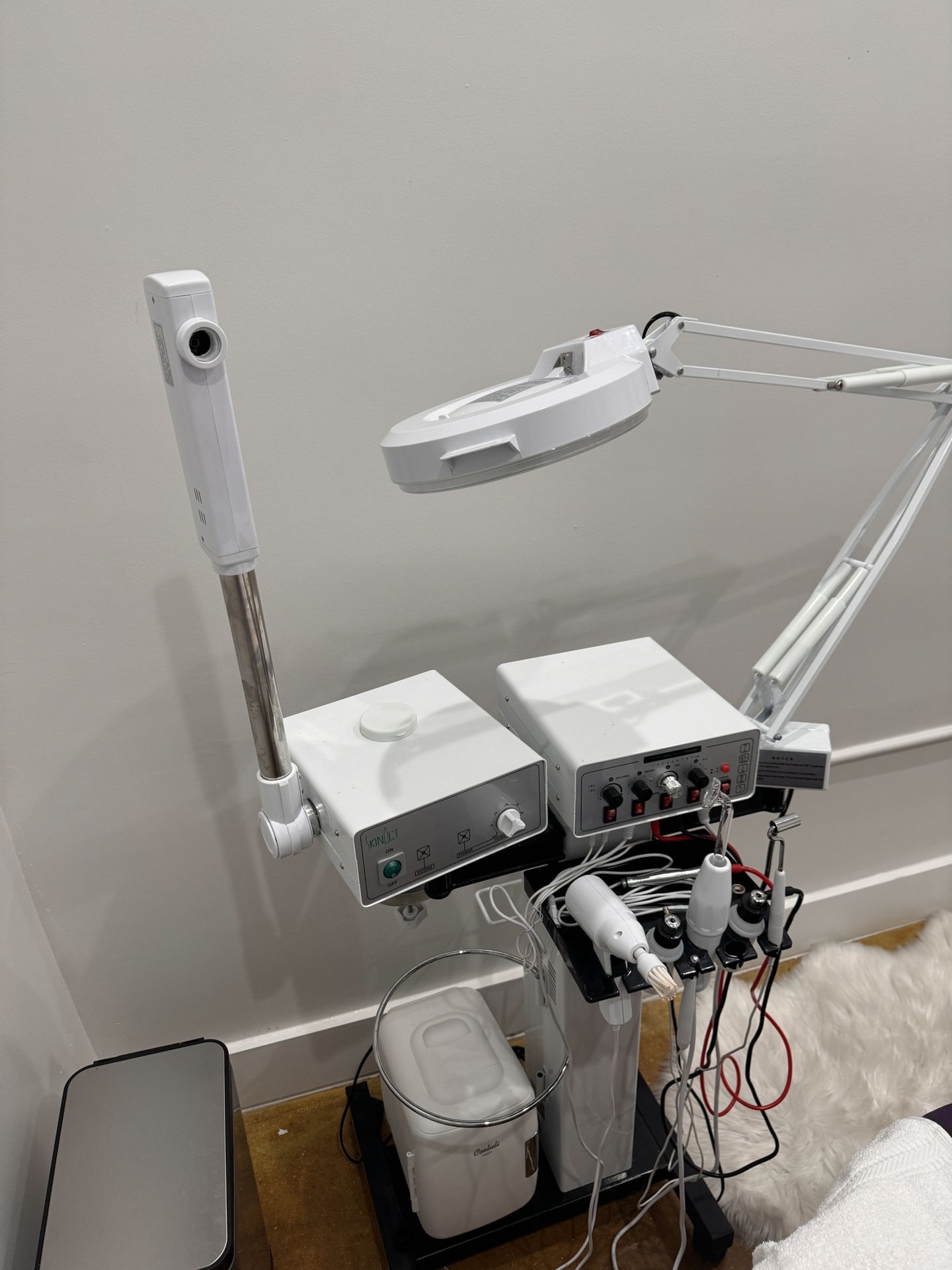 Facial skin care steamer microdermabration system / maquina de faciales multi usos