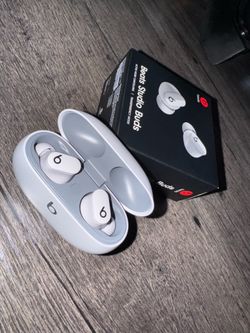 Beats Studio Buds Moon Grey