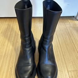 Size 8.5 Steve Madden Black Hesitant Boots 