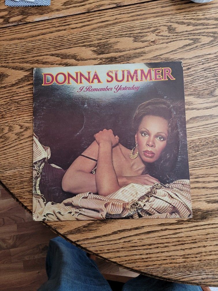 Donna Summer I Remember Yesterday