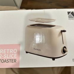 Toaster Ivory Color 