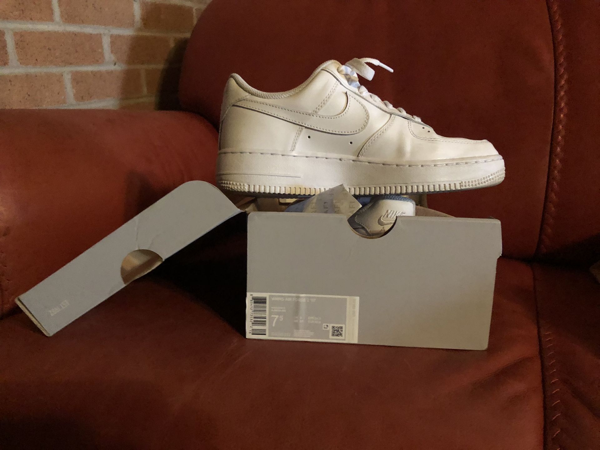 Air Force 1 (women’s size 7.5)