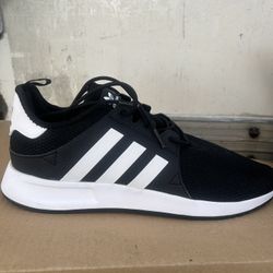 Adidas Brand New Bk/white No Box Size 5.5,8,10 Men 