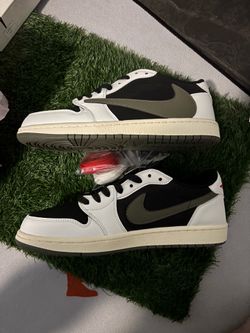 Nike Travis’s Scott’s