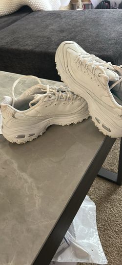 Women size 8, stretchers