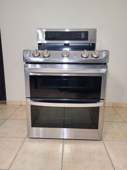 LG Stainless Steel Double Oven Electric Range