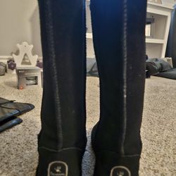 Bearpaw Size 6 Boots
