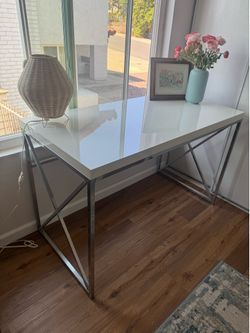 Modern Desk