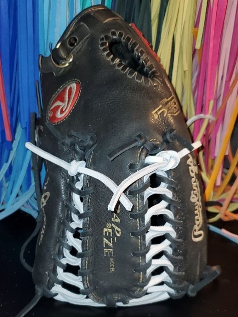 Rawlings Heart Of The Hide Glove