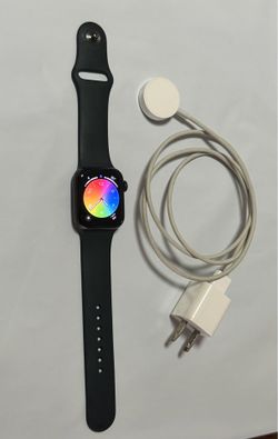 Apple Watch SE 40mm GPS + Cellular - Black - Charger Included