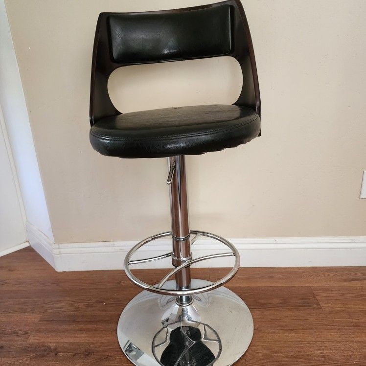 Leather Adjustable Chair (Up And Down) Swivels - Good Condition