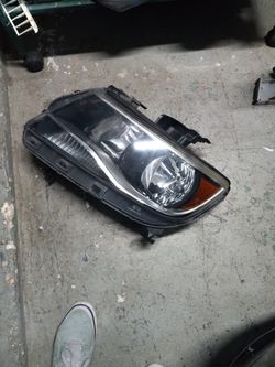 2016 Chevrolet Colorado Driver Side Head Light 