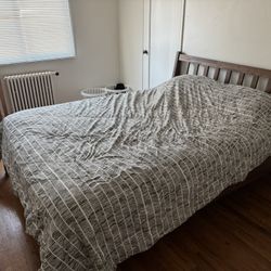 Queen Bed With Bed Frame