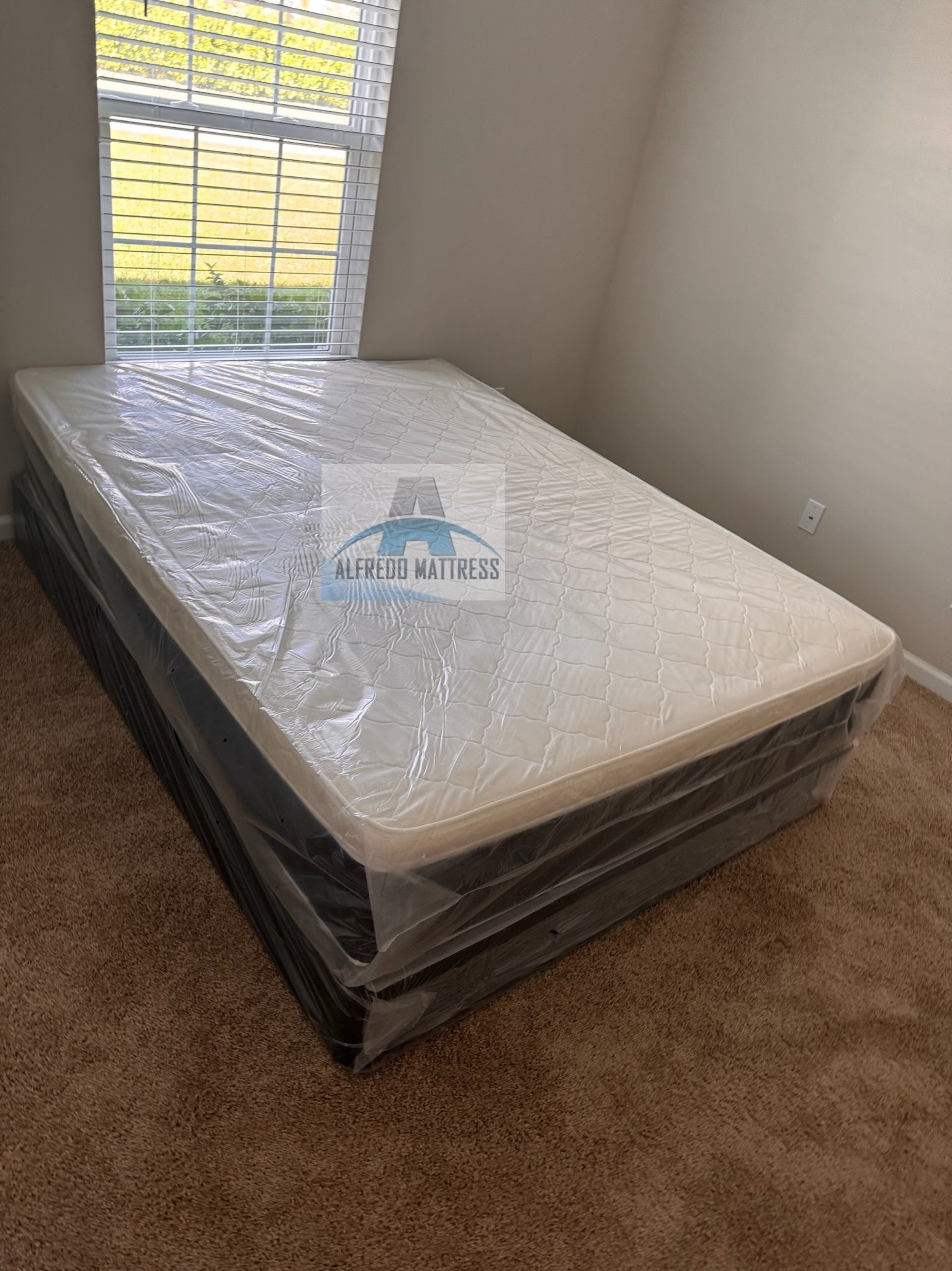 NEW QUEEN PILLOW-TOP SET MATTRESS AND BOX SPRING-2pcs