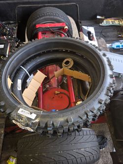 Dirt bike tires