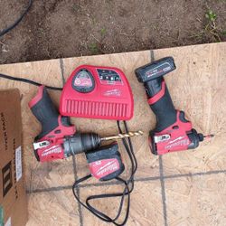 Milwaukee Power Tools