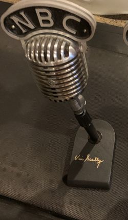 Vin Scully Los Angeles Dodgers Autographed Signed Microphone JAS and Online Authentics Authenticated HOF MLB LA