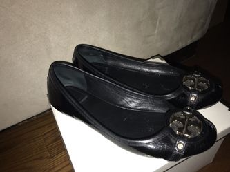 Authentic Black Tory Burch Flats with Gold Detail Gently Used Size 9M