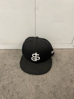 Hats (SnapBack)(fitted)