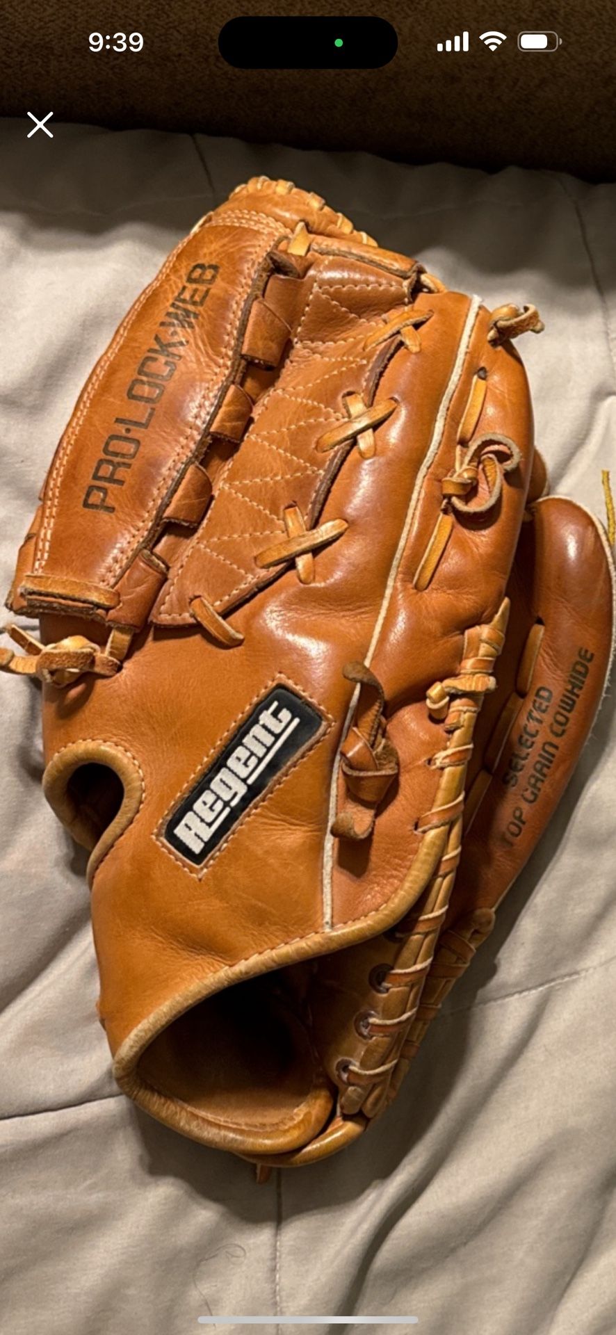 Regent Big Man II Glove.
