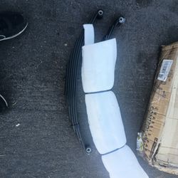 Rear Leaf Spring Pair (Model 69-275)
