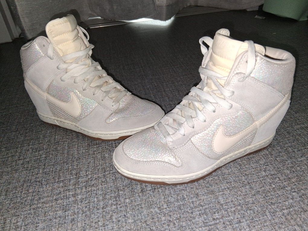 Nike Dunk Sky High Metallic Luster Wedge Sneaker. (Special Edition) Women's Size 8