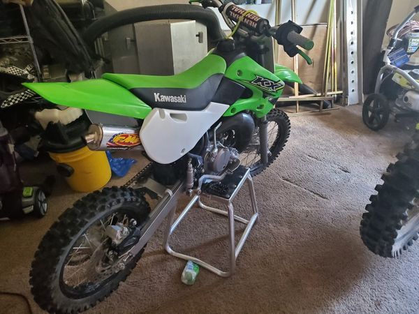 2017 65cc dirtbike runs prefect there are $400 worth of upgrades on it and if want more details call
