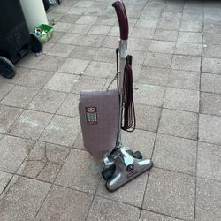 Royal Commercial Upright Vacuum Anniversary Edition - Works 