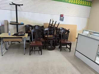 26 Restaurant Chairs