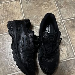 ASICS Gel Kayano 14