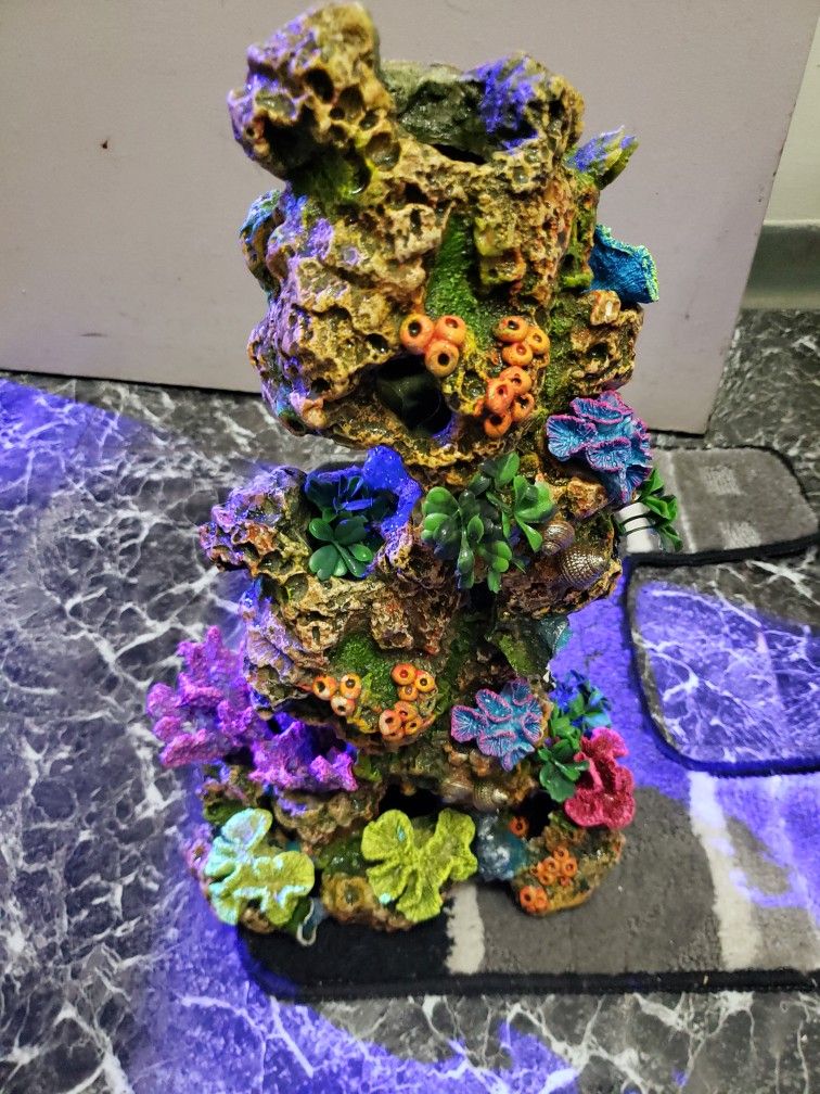 Coral & Plant Rocky Aquarium Ornament