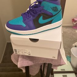 Women Air Jordan 1
