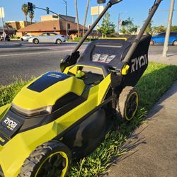 RYOBI 40V CORDLES BRUHLESS LANW MOWER LIKE NEW TOOL CHEST 