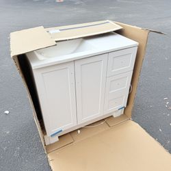 Project source Davies 36-in True White Single Sink Bathroom Vanity with White Cultured Marble Top