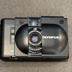 Olympus XA 4 Macro 35mm Rangefinder Film Camera