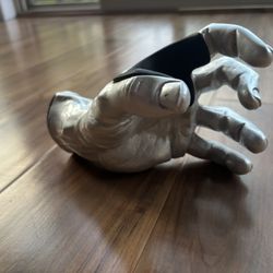 Hand Shaped Guitar Holder