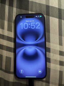 iPhone 16 black 128 gb $350 O.B.O 👀